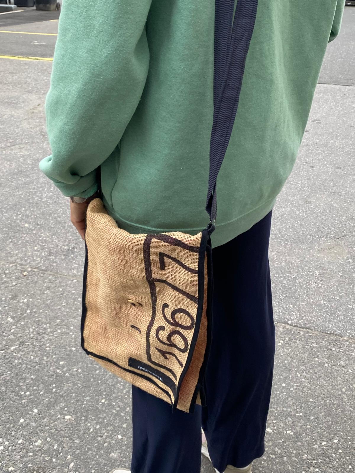 Upcycling Tasche aus Kaffeesäcken – handgemacht | I LOVE MY MONSTERS